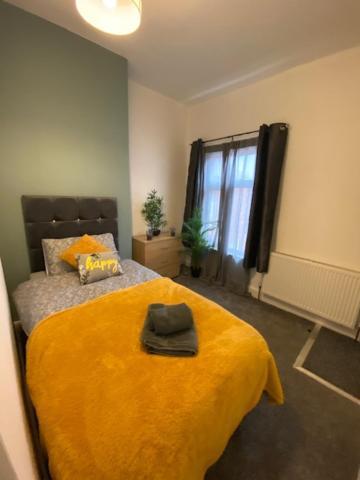 Bentley House With En-Suites Кру Экстерьер фото