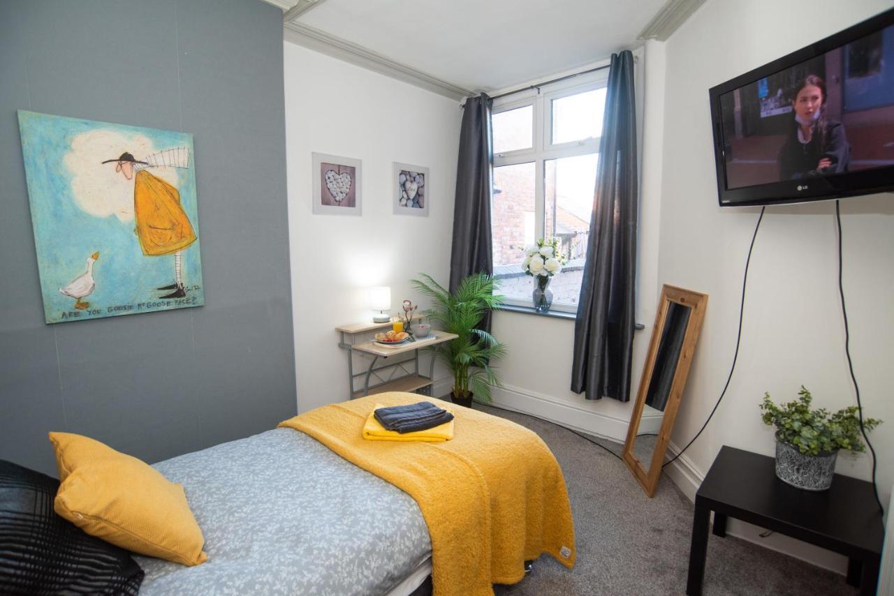 Bentley House With En-Suites Кру Экстерьер фото