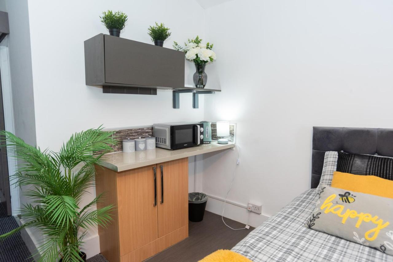 Bentley House With En-Suites Кру Экстерьер фото